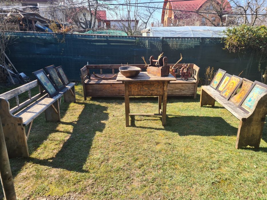 Obiecte din lemn, vechi , in stare buna, obiecte de artizanat.