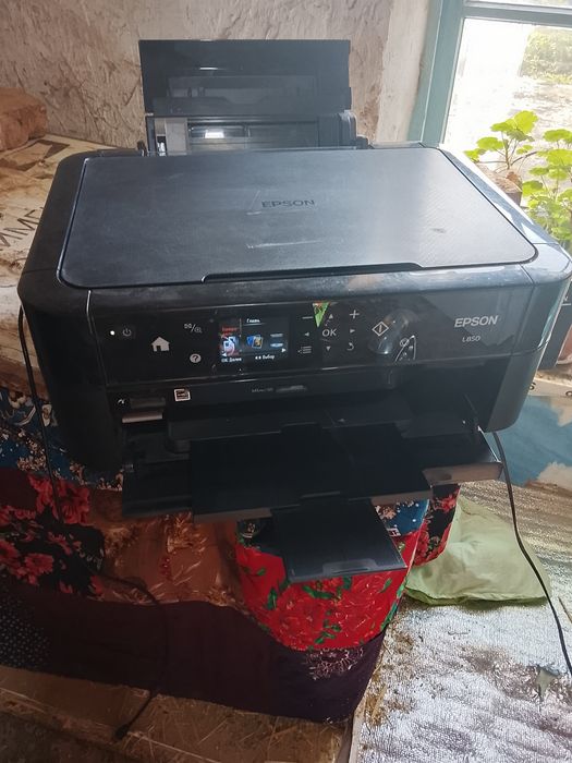 Epson prentir qimmati yaxshisi 200$