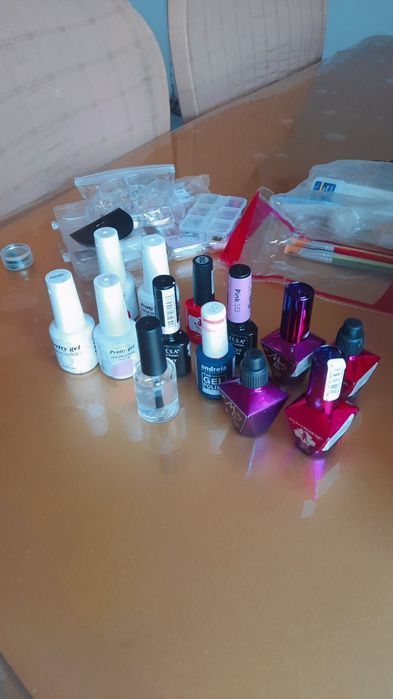 Гелев лакове на изгодна цена