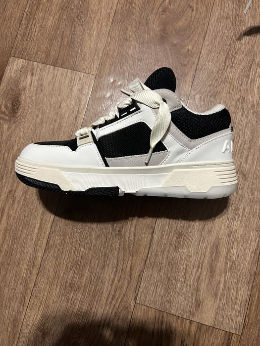 Кроссовки бренда AMIRI