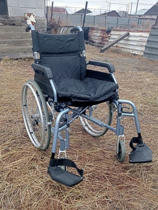Продается инвалидная коляска