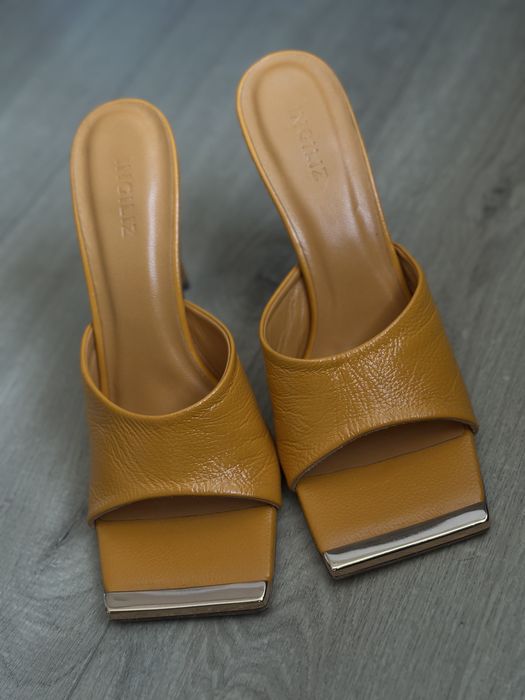 Нови обувки Ingiliz 37 номер сандали чехли оранжеви охра