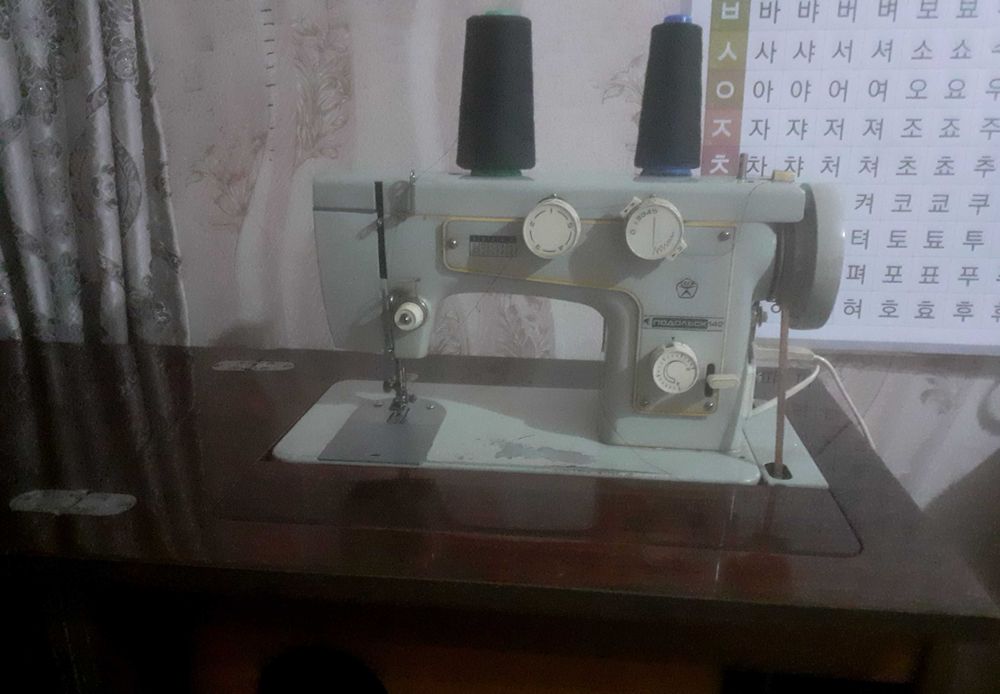 Продаётся Швейная машинка