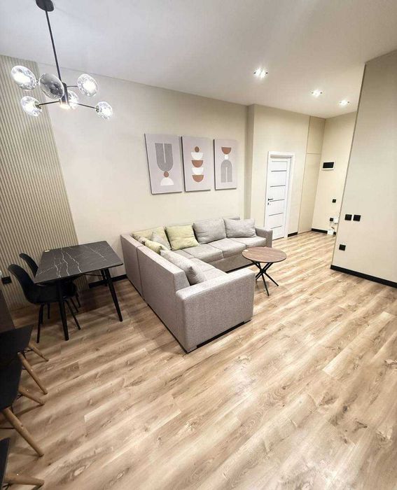 СРОЧНО!!! Сдам 2х-ком Евро квартира на жк. "Паркент виллаж" 374*