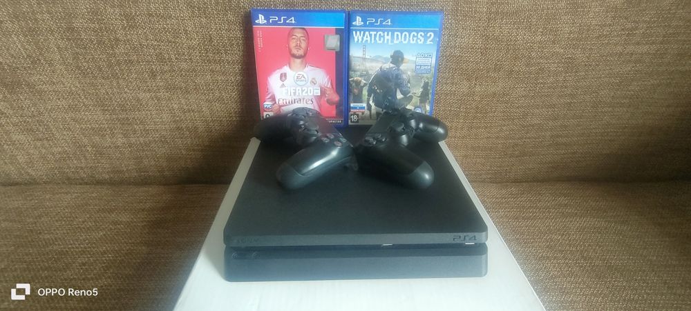 Продам PS 4slim, 1 терабайт