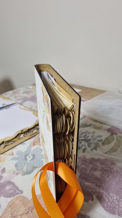 Ръчно изработен персонализиран албум за снимки