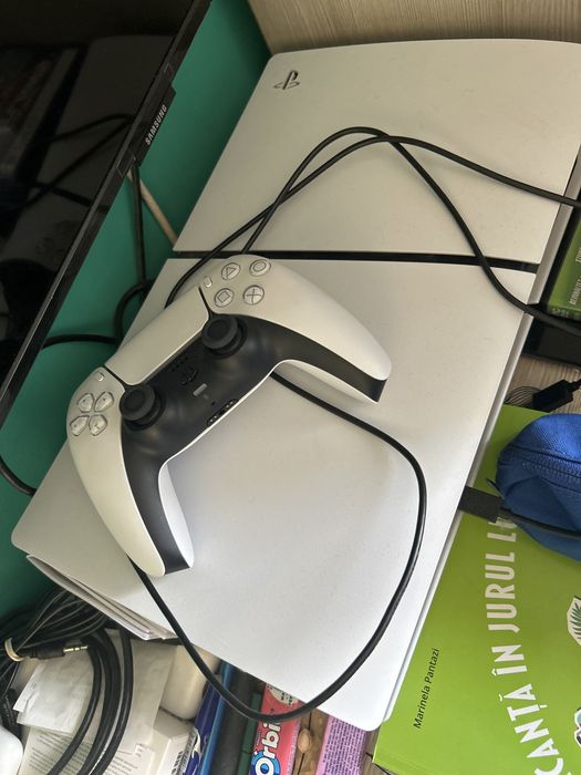 Ps 5 slim folosit de 3 luni