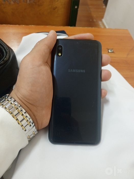 Samsung A10 telefon hammajoyi ishledi