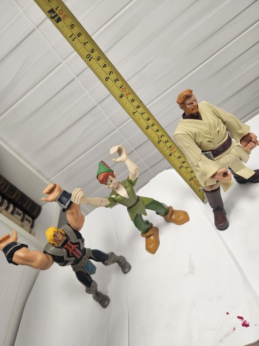 3 figurine de firma Peter Pan ...