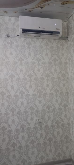 Бухоро шаҳар марказидан пишиқ ғиштли, люкс квартира ижарага берилади