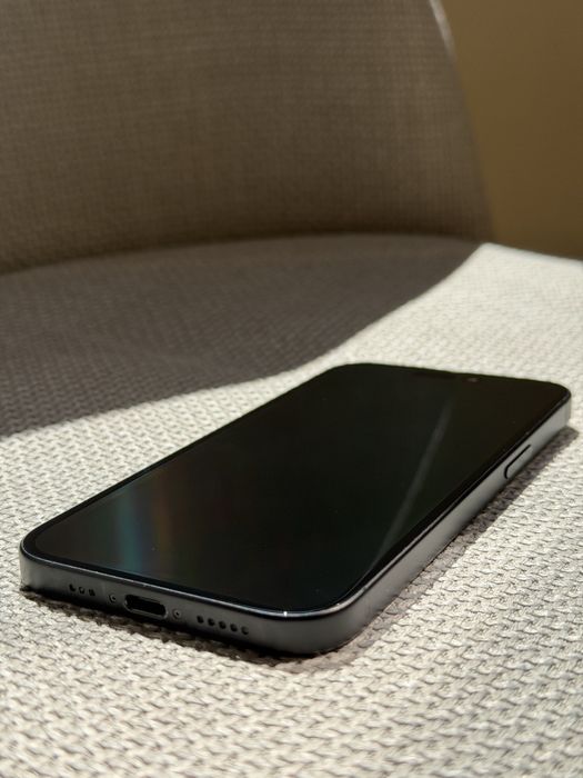 Iphone 15 128gb Black/Черен