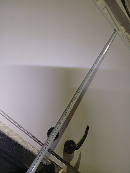 Продам 2 двери с касяками