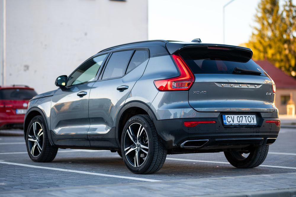 VOLVO XC40 2018 — imagine 3