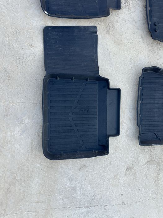 Продам полики камри 50,55