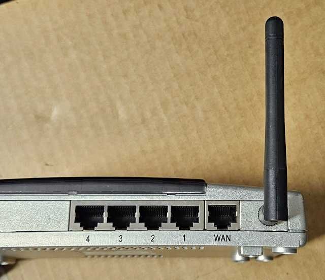 Рутер Edimax BR-6204 Wg с 4 порта switch internet мрежови