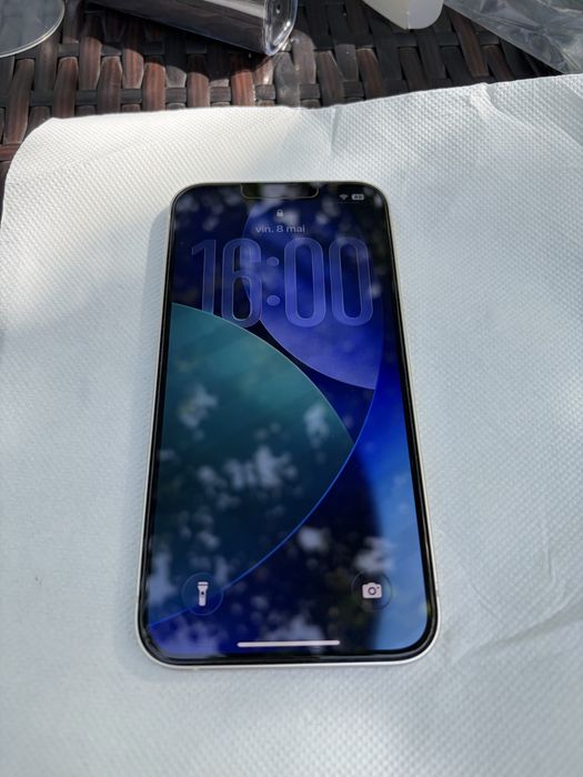 iPhone 13 alb, 128 Gb, stare impecabila