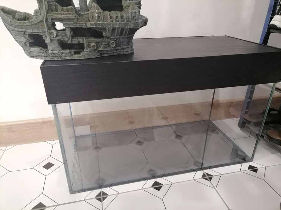 Аквариум для рыбок