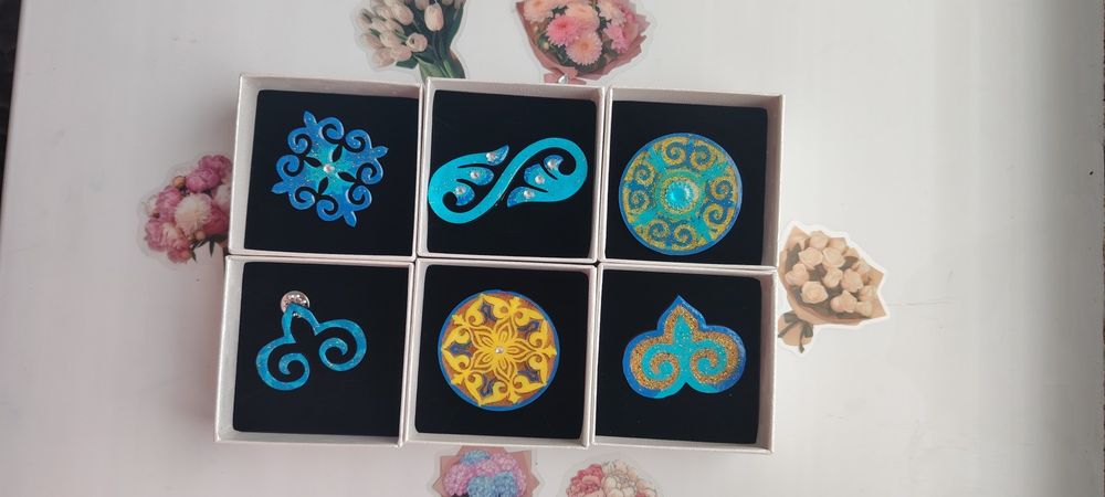 Продам этно брошки