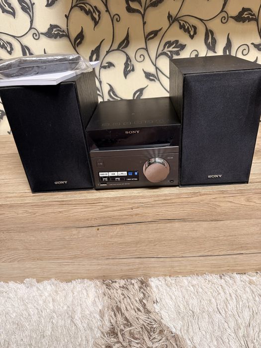 Музыкальный центр Soni