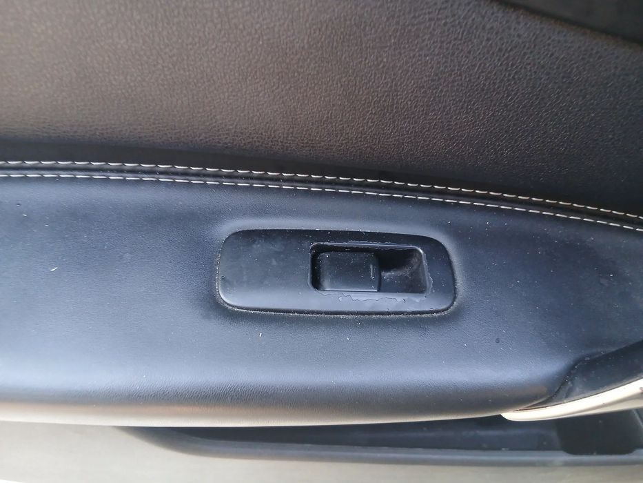 Buton geam stanga fata Nissan Qashqai +2 [Fabr 2008-2013] OEM