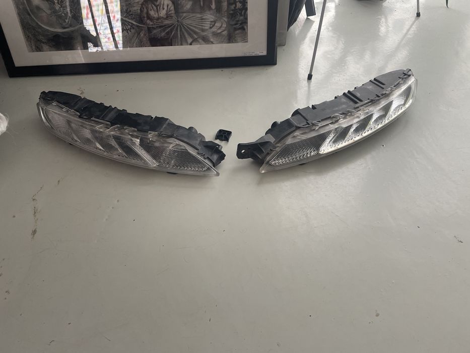 Десен калник Citroen C4 Picasso/ лед светлини/ броня/ халогени