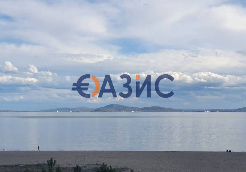 Двуетажна къща без такса поддръжка в комплекс "Морски Излед", между