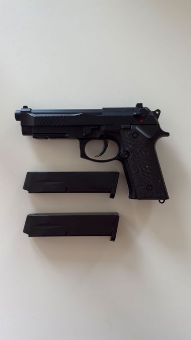 Replica Pistol Airsoft, green-gas