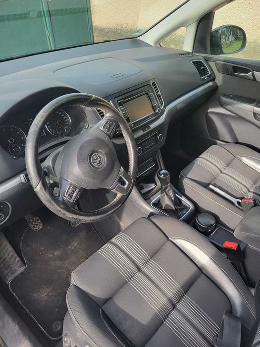 Vw Sharan 2012г.
