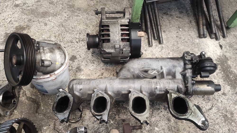 Renault Laguna 1.9 2002 Части