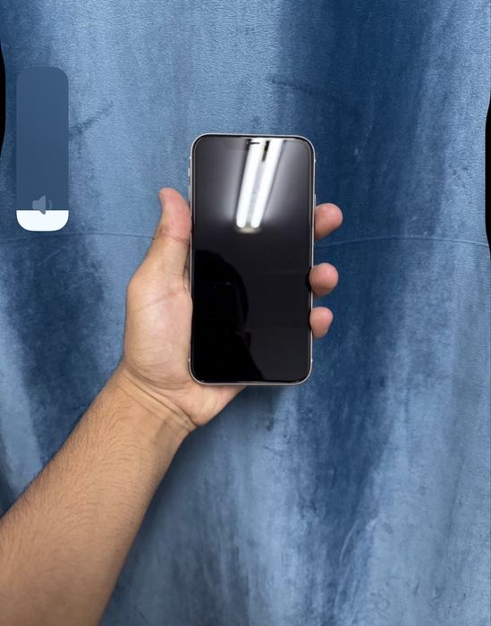 iphone 11  без ремонта
