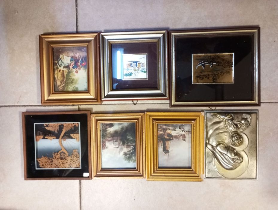 Разпродажба малки картини