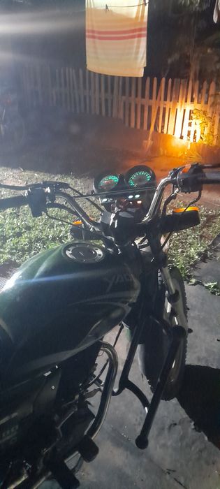 Мотоцикл яки 200 кубов