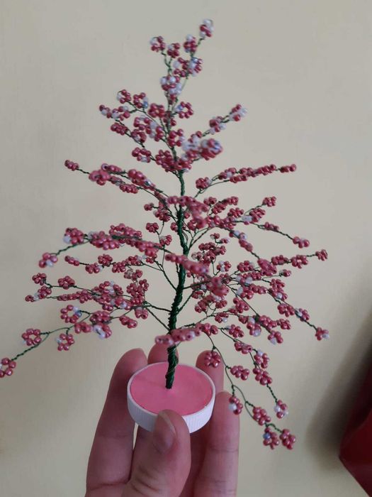 Дерево из бисера