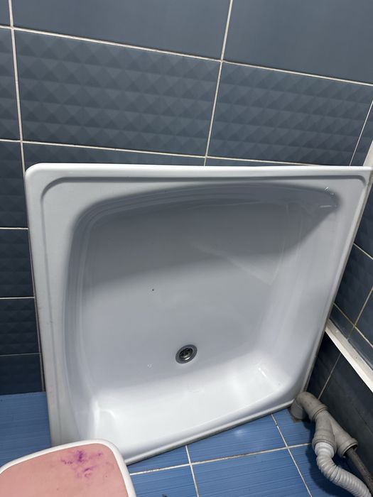 Душевой поддон в хорошем состояний