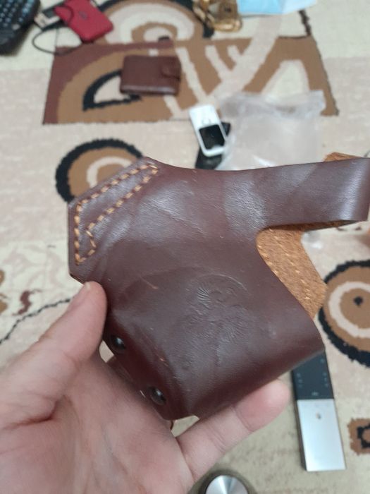 Продам чехол кожаный