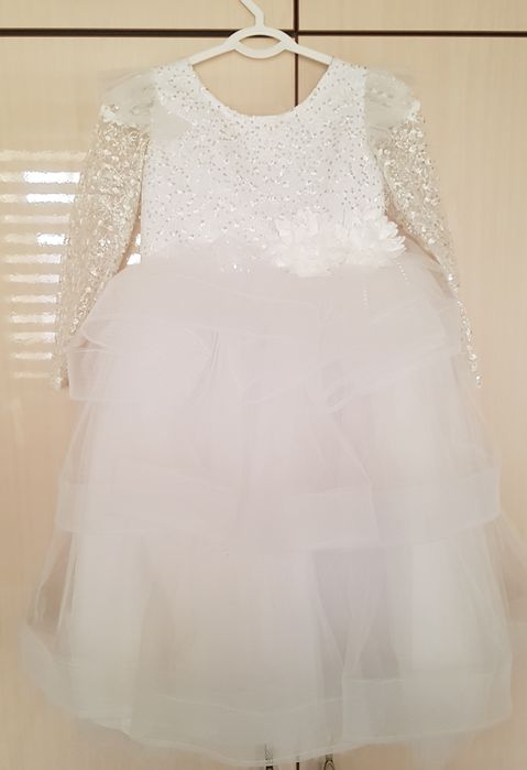 Болалар учун байрамона кўйлак !