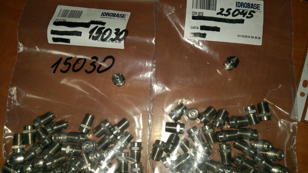 Дюзи за професионални водоструйки