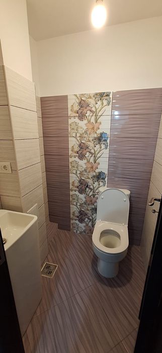 Vând apartament 3/4 camere, zona 2 stejari-Vlahuță