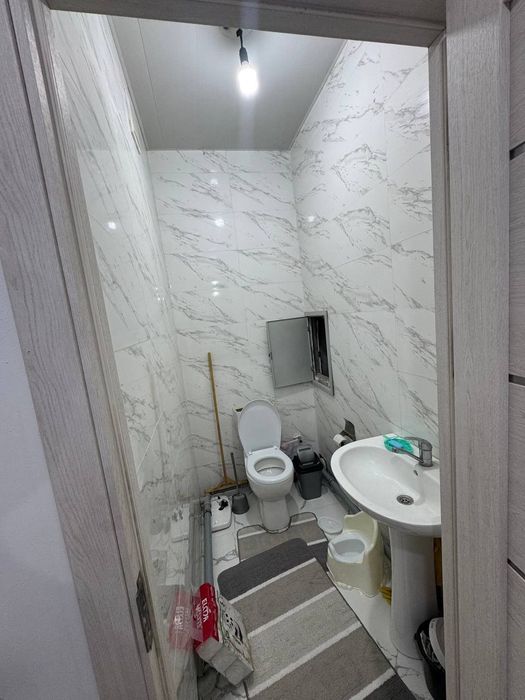 Yashnabod tumani olmos mahalla 3/5/16 srochna sotiladi