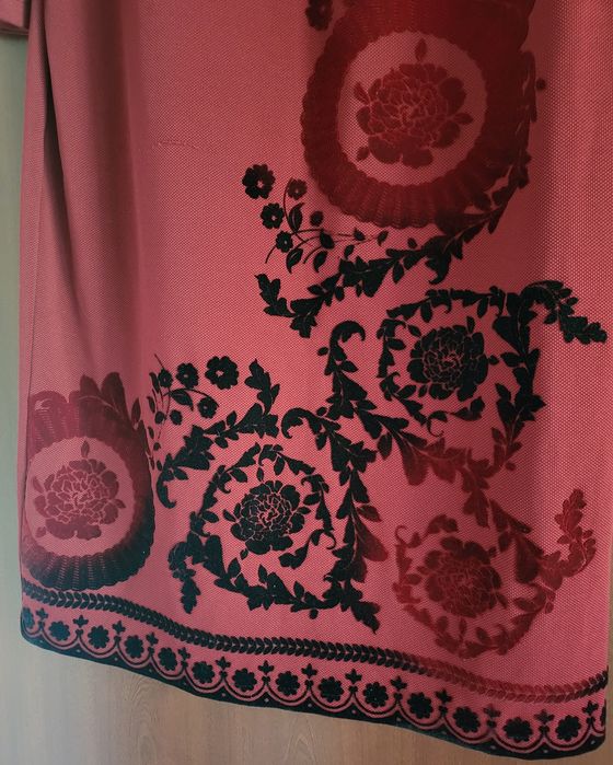 Rochie cu model din catifea si fermoar pe lateral, marime 40