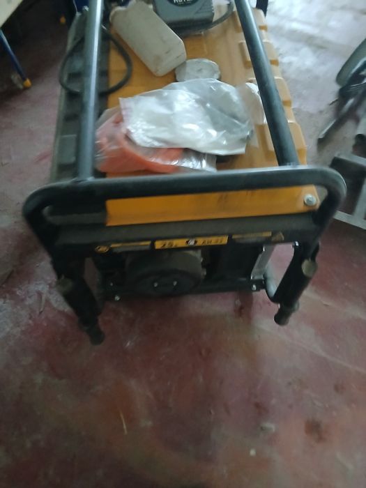 Генератор бензиновый