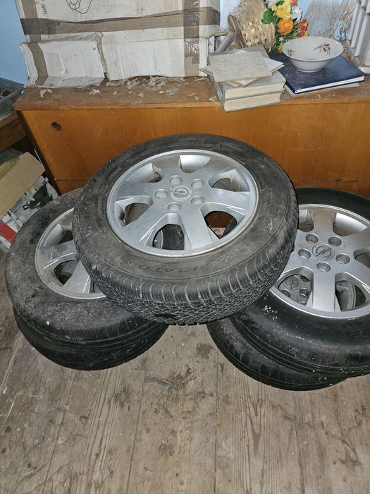 Cauciucuri cu jante 195/65/r15