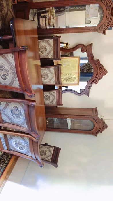 Mebel 2ta pinali 1ta kamot 8ta sutul 1ta stol stoli oyoqlari yechiladi