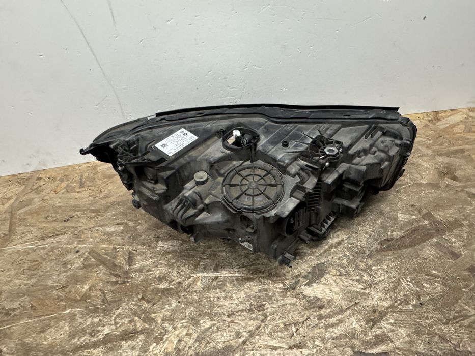 Far bmw G11 G12 LCI Laser 2019-2021 stanga