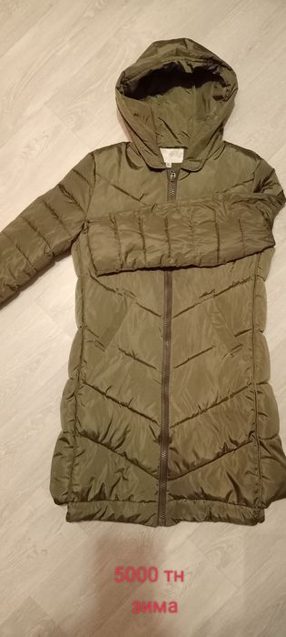 Продам куртки женские