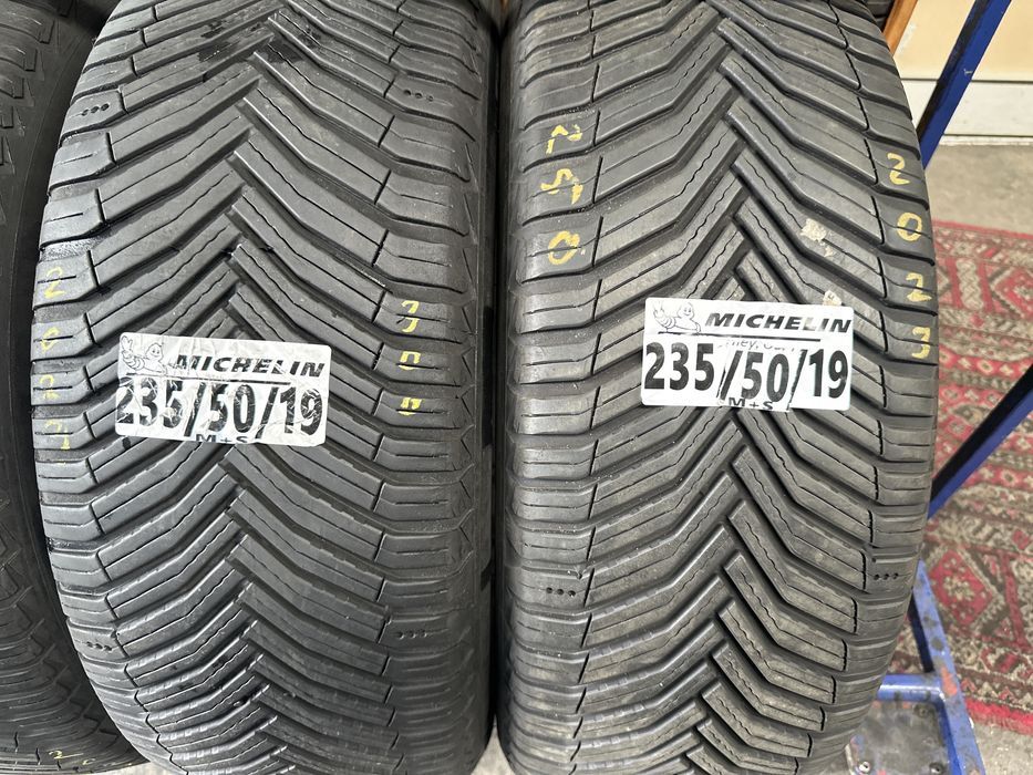 255/45/19 - 235/50/19 Michelin M+S