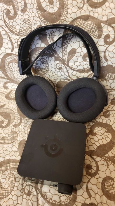 SteelSeries Arctis Pro Casti gaming wireless  fuctionale +receptor PC