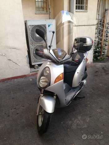 Piese Dezmembrez Scuter Honda Nes Chiocciola SH ES 125 150