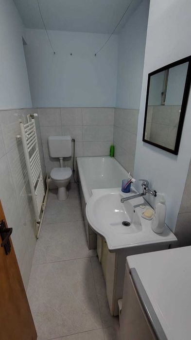 Apartament 3 camere decomandat, zona Vivo Mall