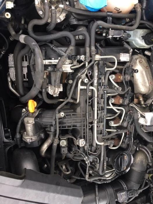 Vand motor VW Golf 6 Passat Skoda 1.6 CAY